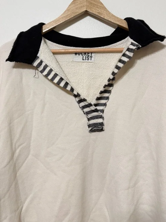 BUCKETLIST French Terry Colorblock Polo Sweater Size Medium Ivory Black Boho - Picture 4 of 8